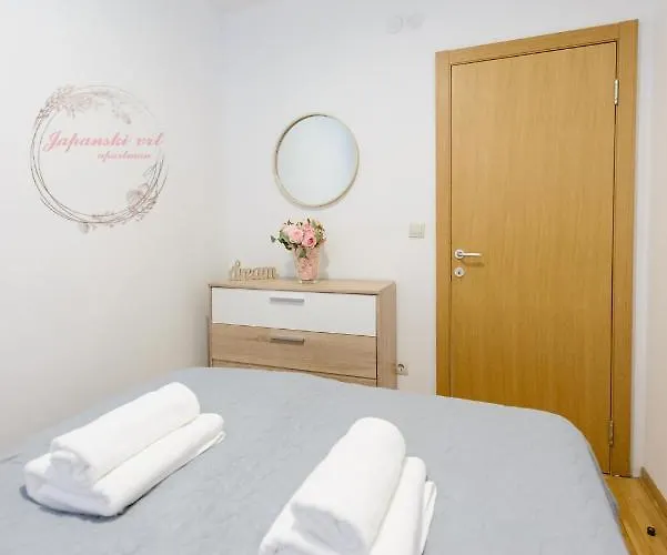 公寓 Japanski Vrt, Centar