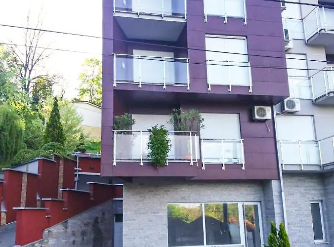 公寓 Japanski Vrt, Centar *